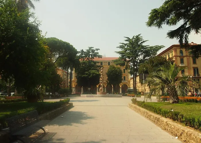 Il Portico - To Go 5terre 斯培西亚