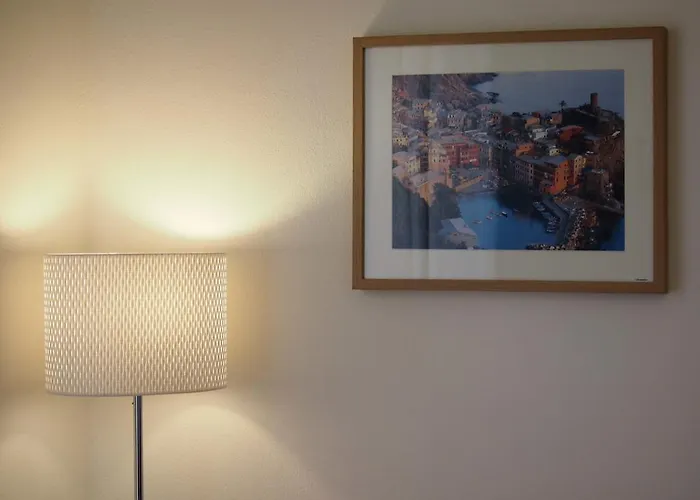 Il Portico - To Go 5terre 斯培西亚