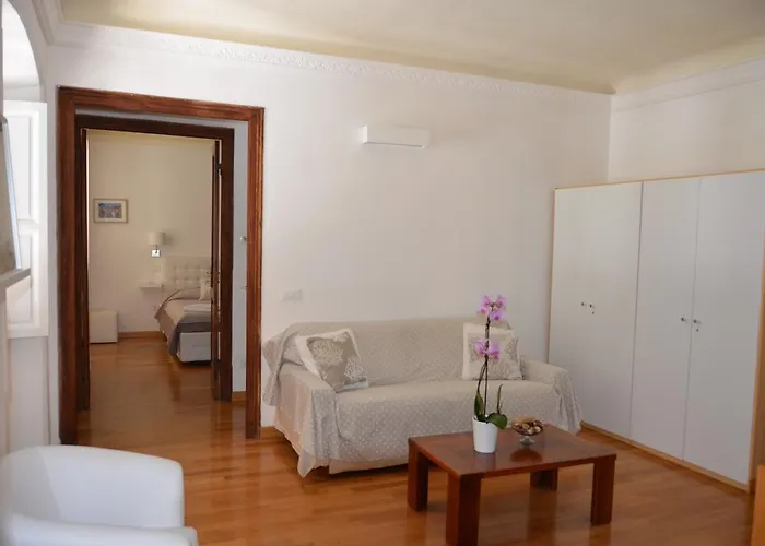 Il Portico - To Go 5terre